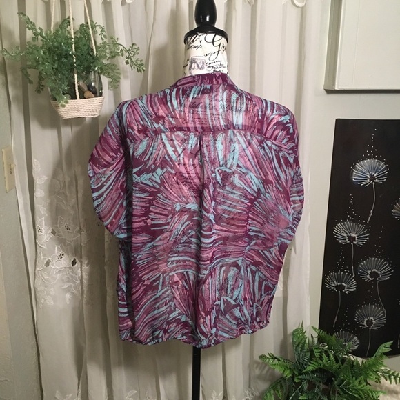 Ana sheer tie waist top - Picture 7 of 9